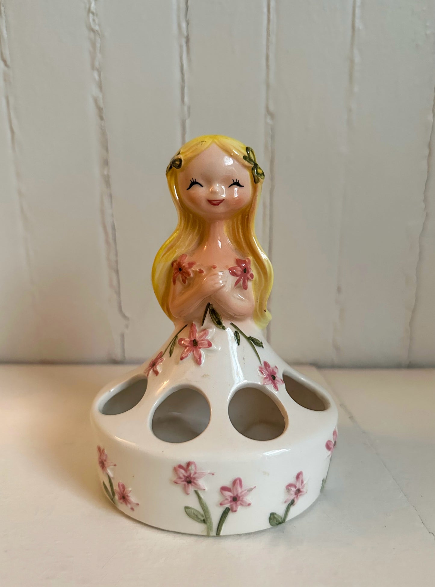 Midcentury Flower Girl Lipstick Holder