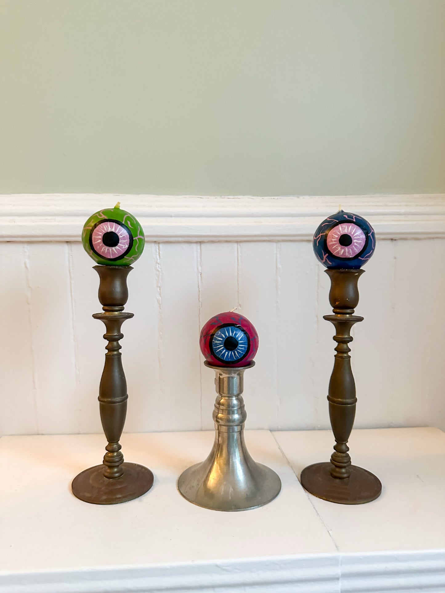 Vintage Round Eye Ball Candle