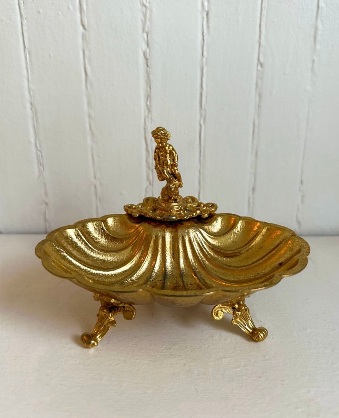 Gold Cherub Shell Dish