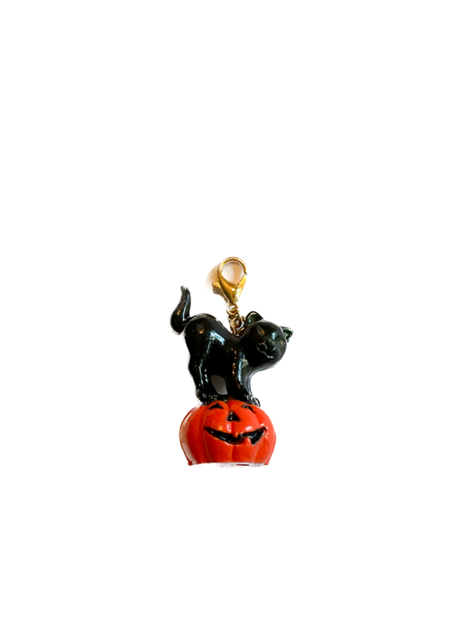 Vintage Black Cat Halloween Charm