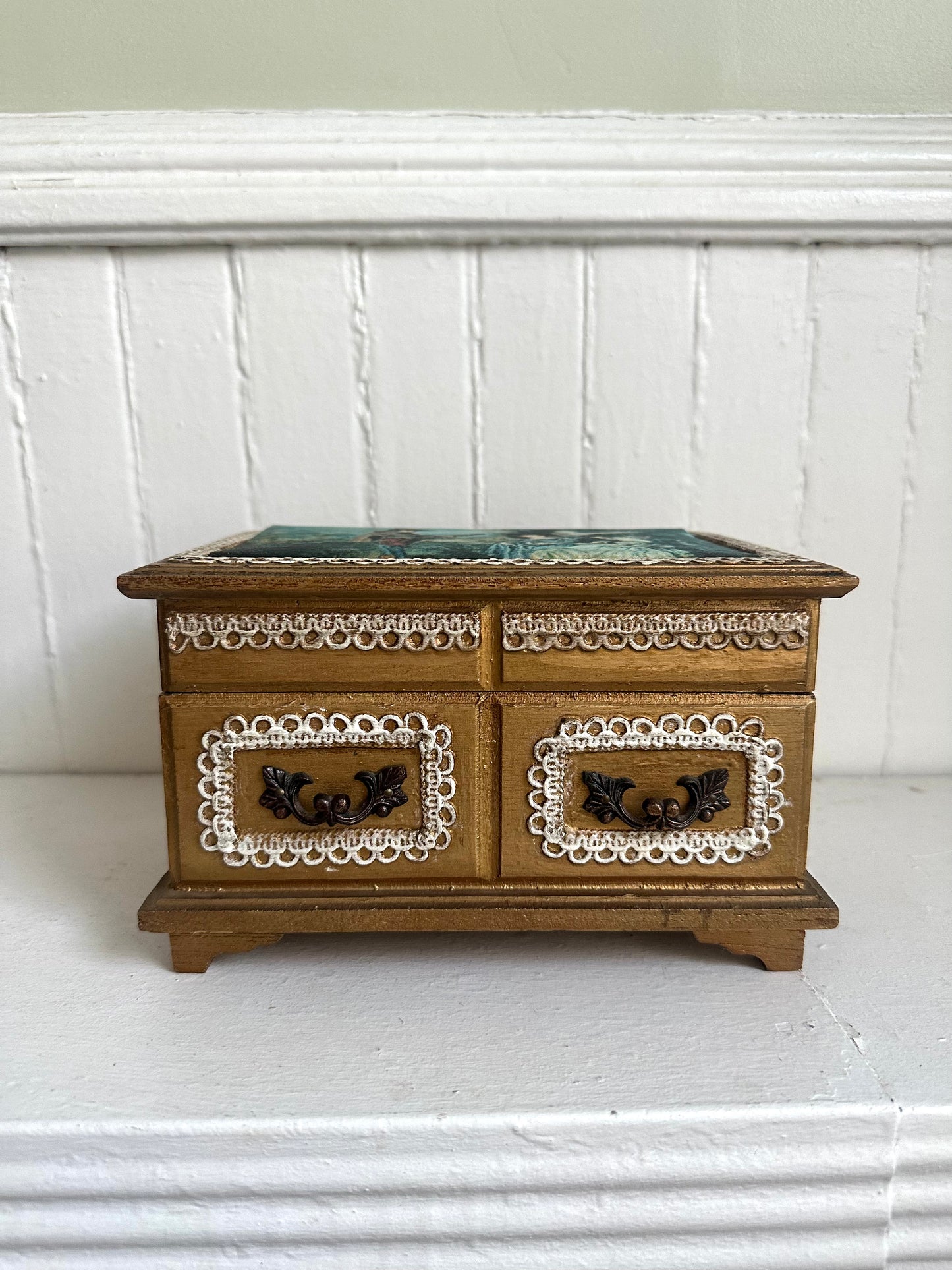 Vintage Small Wood Jewelry Box