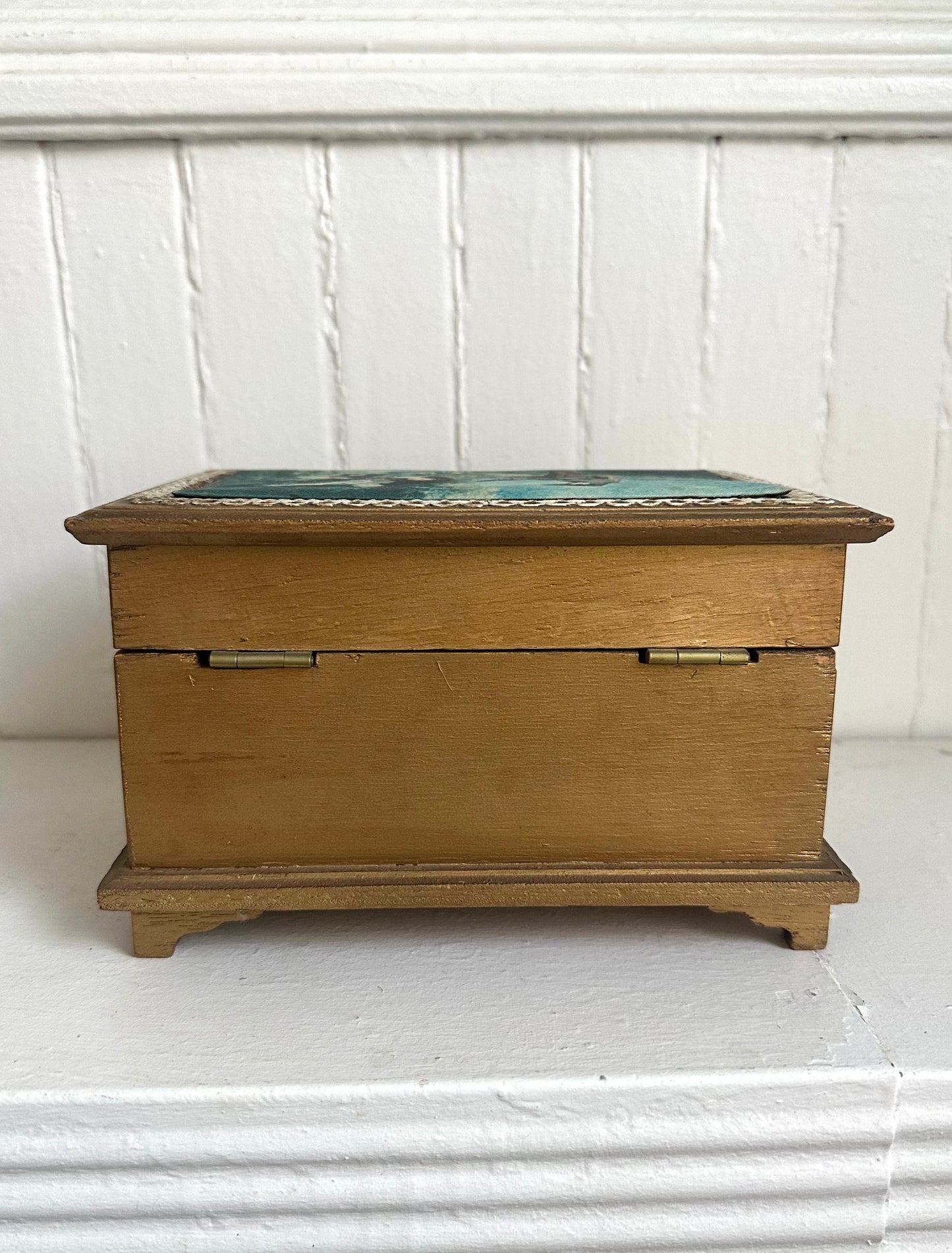 Vintage Small Wood Jewelry Box