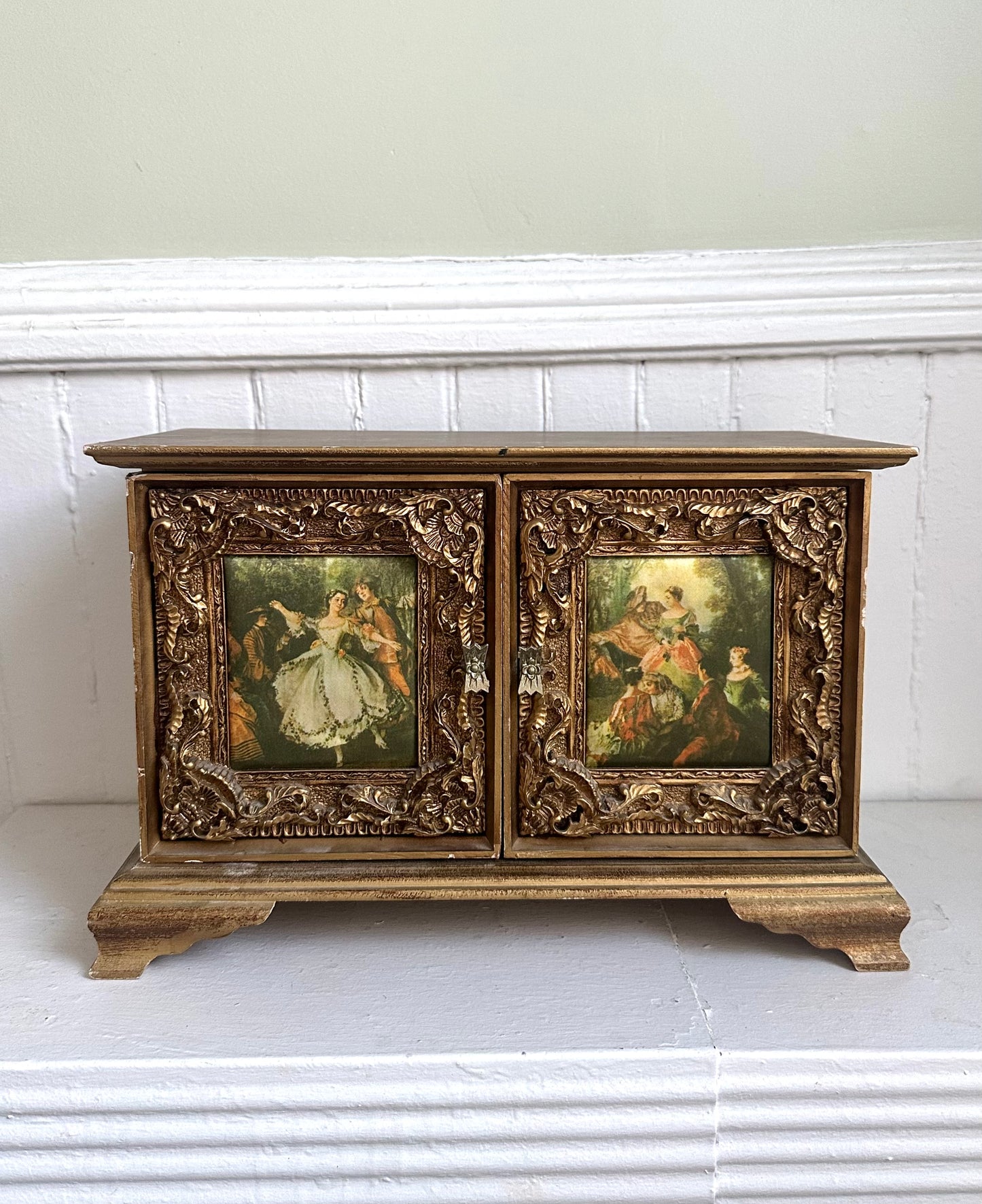 Vintage Wood Jewelry Box