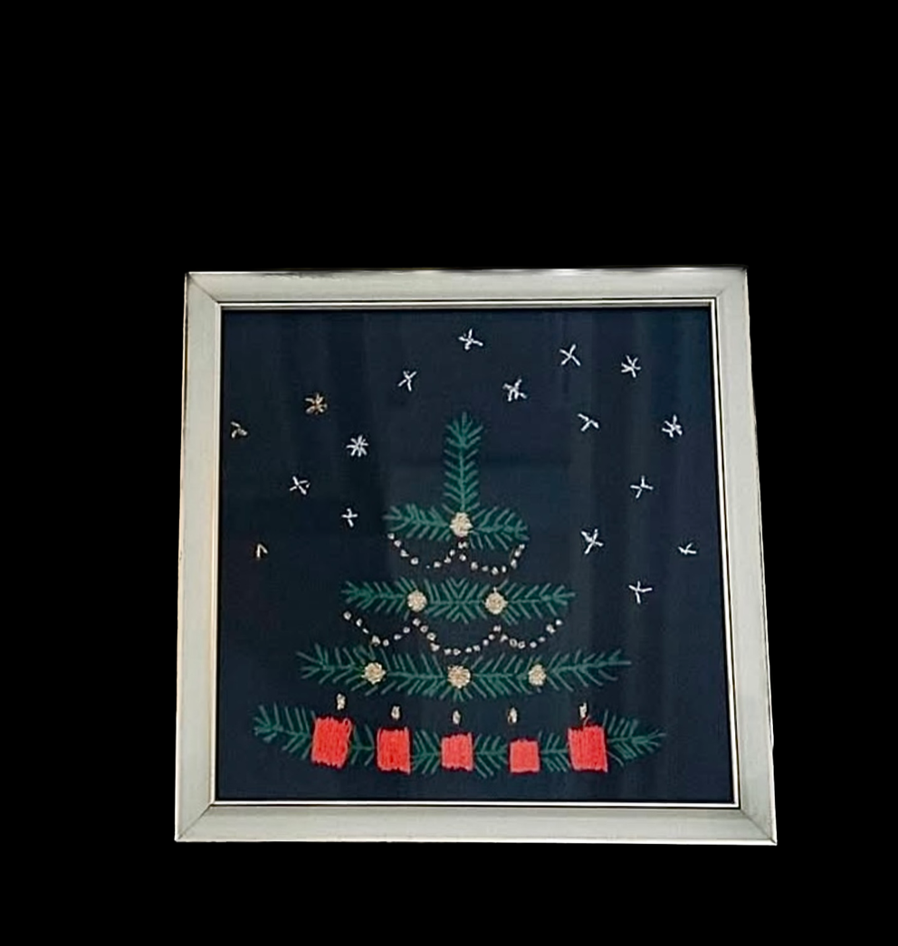 Vintage Christmas Tree Framed Needlepoint